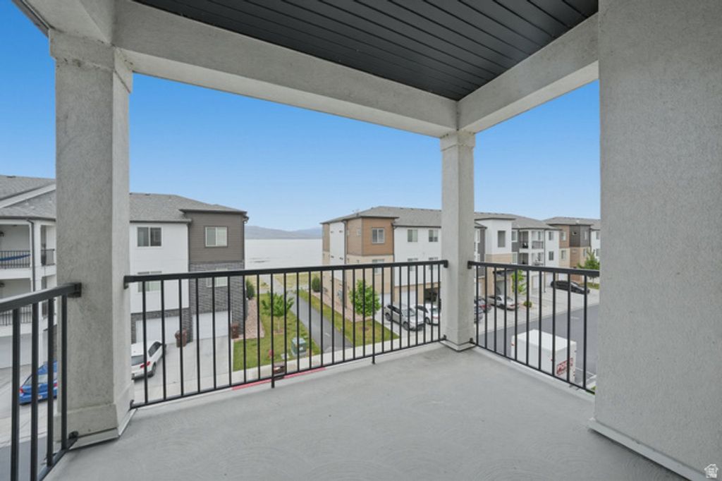 Image 25 of property listing at 698 N 380 W #AA 303, Vineyard, UT 84059