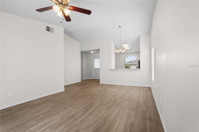 1512 OAK HILL TRAIL, Kissimmee, FL 34747