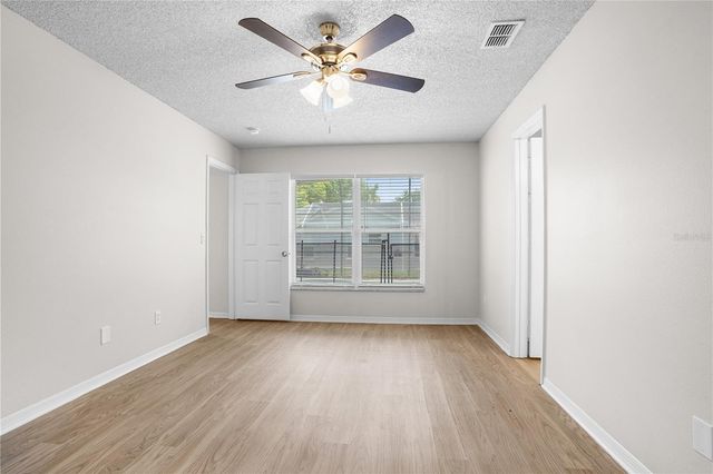 1512 OAK HILL TRAIL, Kissimmee, FL 34747
