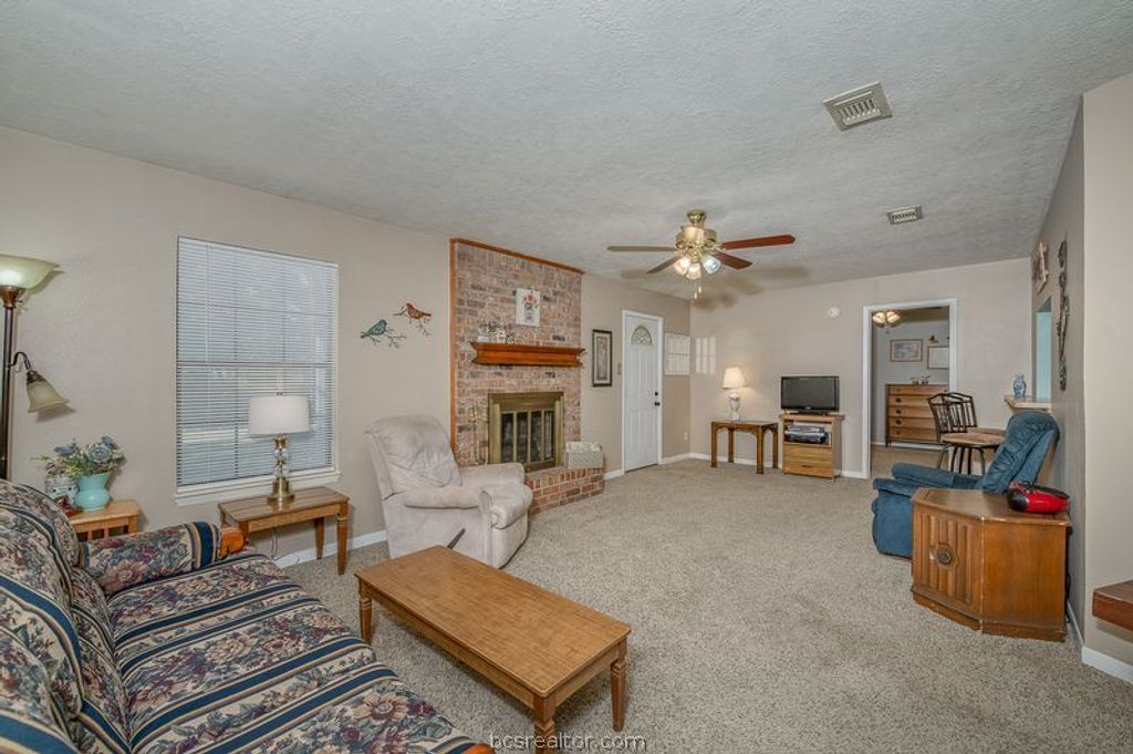4210 Green Valley Drive, Bryan, TX 77802 — photo 2