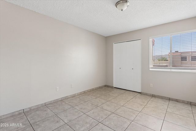 407 E Pecan Road, Phoenix, AZ 85040