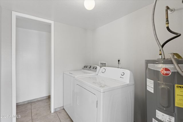 407 E Pecan Road, Phoenix, AZ 85040
