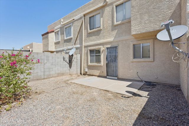 407 E Pecan Road, Phoenix, AZ 85040
