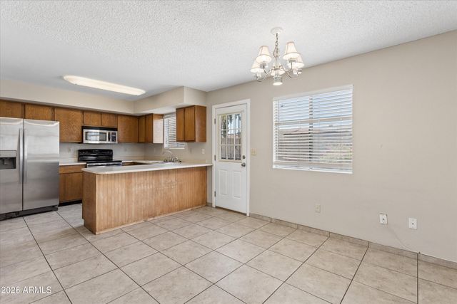 407 E Pecan Road, Phoenix, AZ 85040