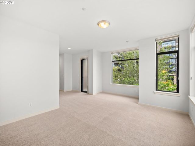 1742 Nw RIVERSCAPE St 1742, Portland, OR 97209