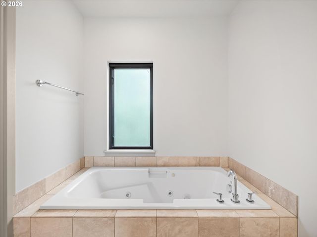 1742 Nw RIVERSCAPE St 1742, Portland, OR 97209