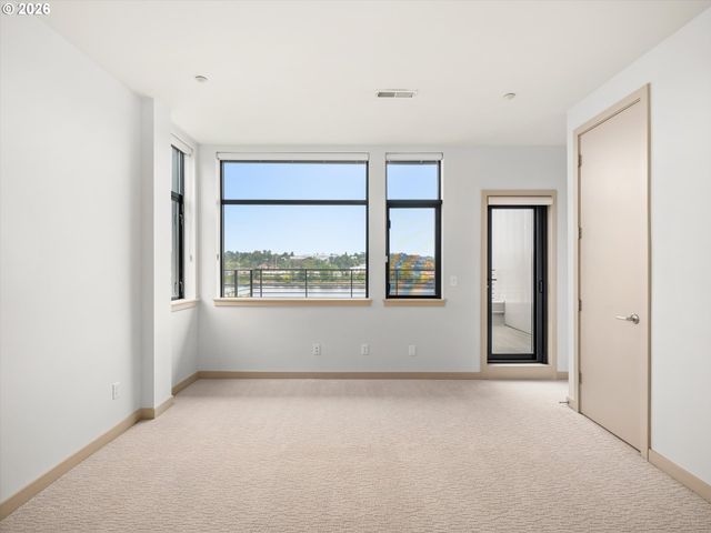1742 Nw RIVERSCAPE St 1742, Portland, OR 97209