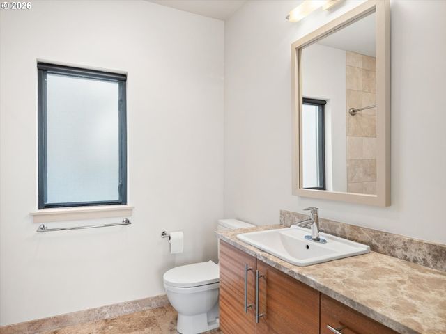 1742 Nw RIVERSCAPE St 1742, Portland, OR 97209