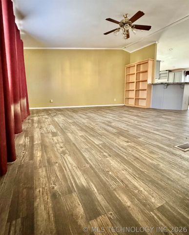 421830 E 1162 Road, Eufaula, OK 74432