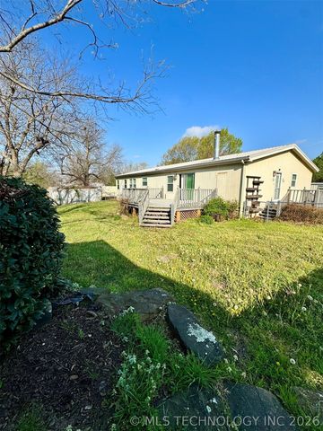 421830 E 1162 Road, Eufaula, OK 74432