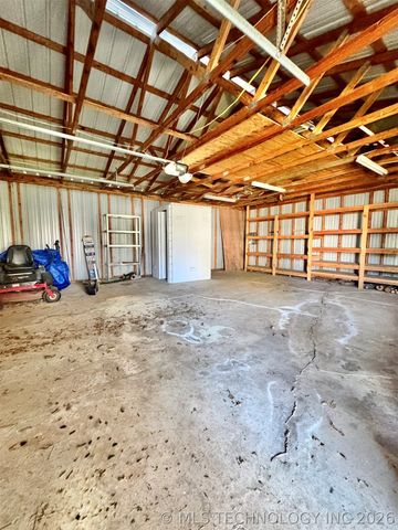 421830 E 1162 Road, Eufaula, OK 74432