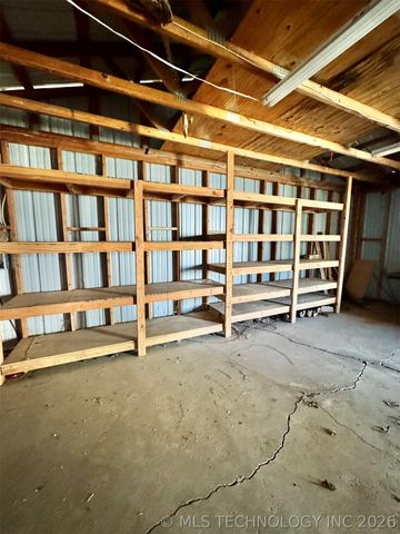 421830 E 1162 Road, Eufaula, OK 74432