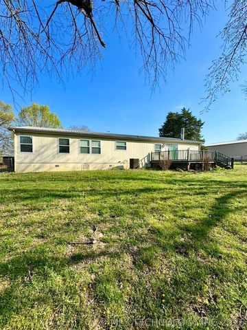 421830 E 1162 Road, Eufaula, OK 74432