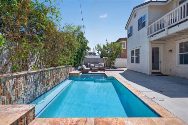 28506 Oakhurst Way, Temecula, CA 92591