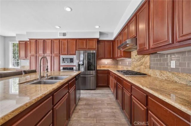 28506 Oakhurst Way, Temecula, CA 92591