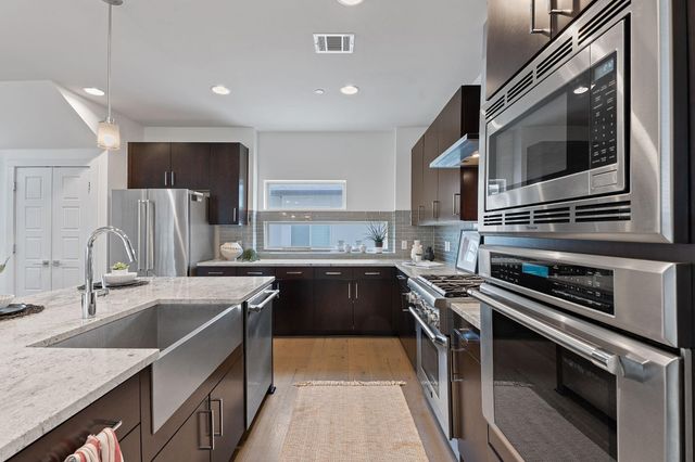 1205 Elm ST 5, Austin, TX 78703