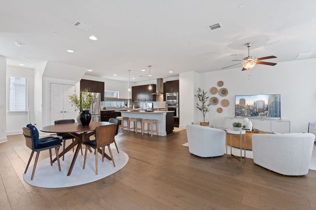 1205 Elm ST 5, Austin, TX 78703