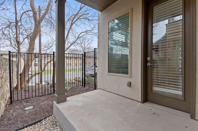 1205 Elm ST 5, Austin, TX 78703