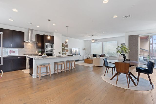1205 Elm ST 5, Austin, TX 78703