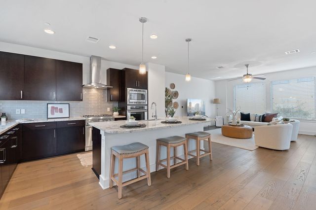 1205 Elm ST 5, Austin, TX 78703