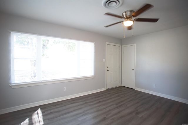 137 Saunders Drive, North Little Rock, AR 72117