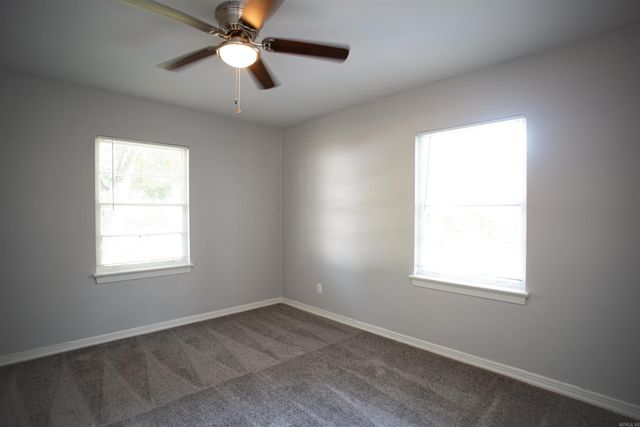 137 Saunders Drive, North Little Rock, AR 72117