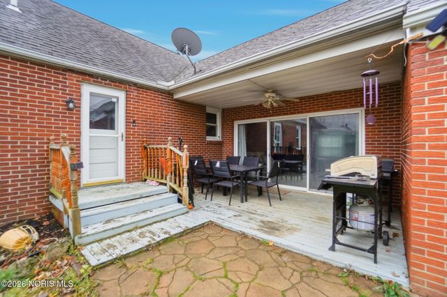 146 Clifton Avenue, Findlay, OH 45840