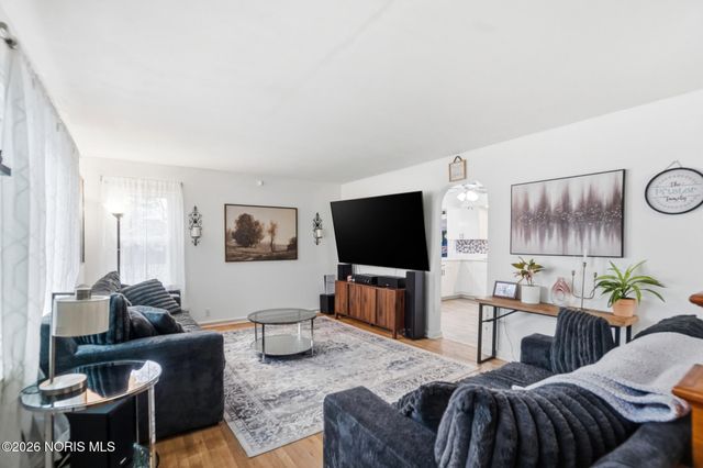 146 Clifton Avenue, Findlay, OH 45840