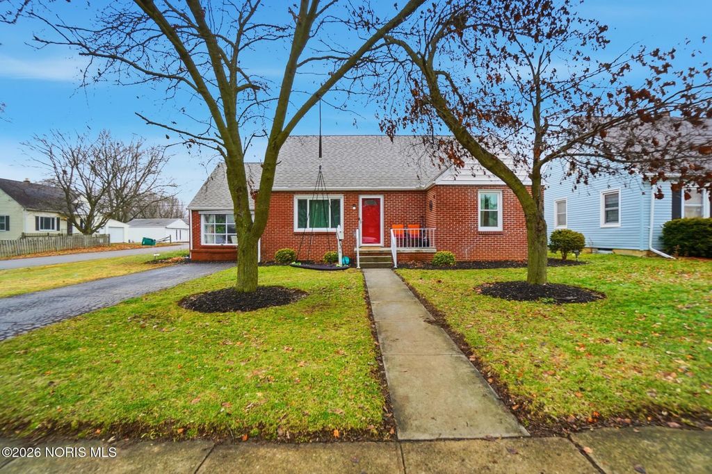 146 Clifton Avenue, Findlay, OH 45840