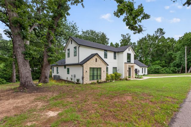 705 Heather Woods Drive, Tool, TX 75143