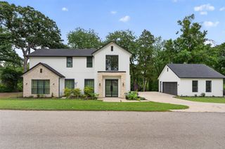 705 Heather Woods Drive, Tool, TX 75143