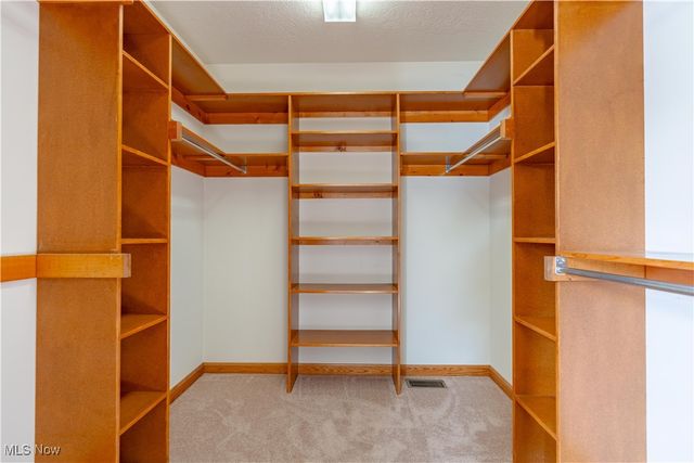 8555 Esquire Street NW, Massillon, OH 44646