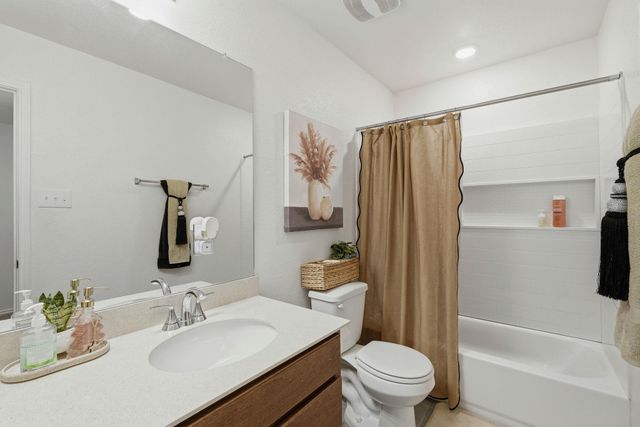 220 Lucky Texan RD, Jarrell, TX 76537