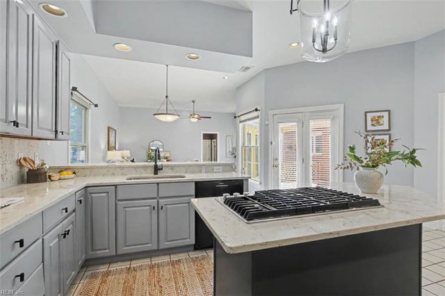 1521 Bordeaux PL, Norfolk, VA 23509