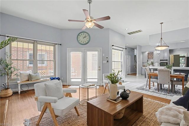 1521 Bordeaux PL, Norfolk, VA 23509