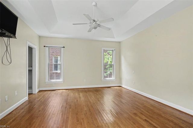 1521 Bordeaux PL, Norfolk, VA 23509