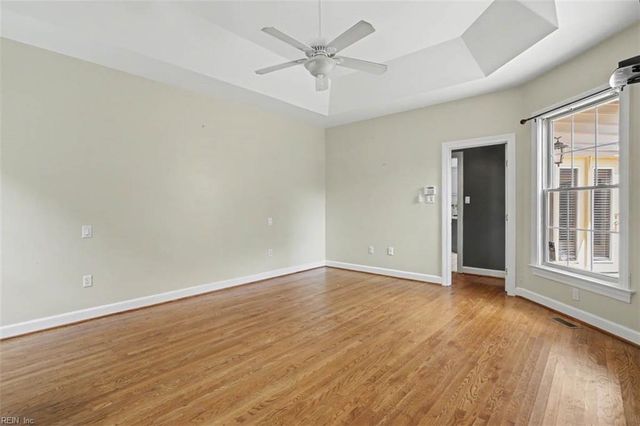 1521 Bordeaux PL, Norfolk, VA 23509