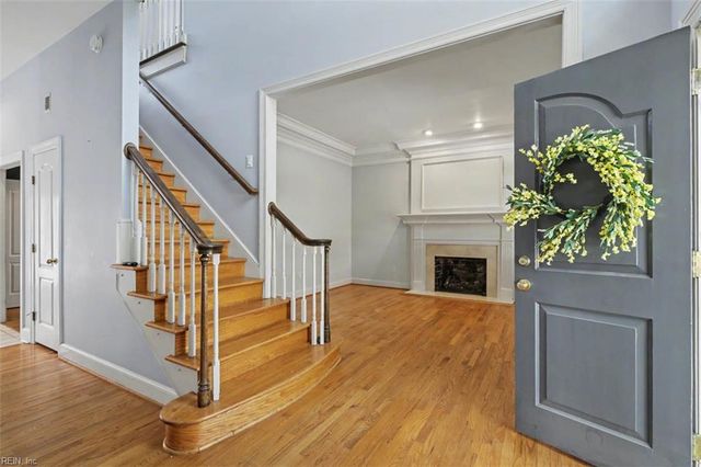 1521 Bordeaux PL, Norfolk, VA 23509