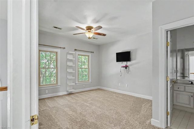1521 Bordeaux PL, Norfolk, VA 23509