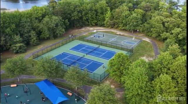197 Windsong Circle, East Brunswick, NJ 08816