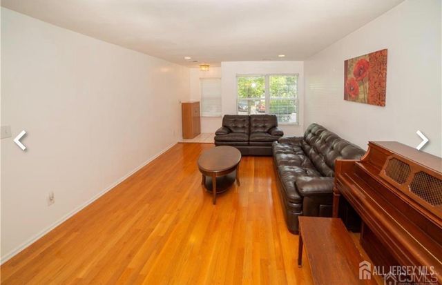197 Windsong Circle, East Brunswick, NJ 08816