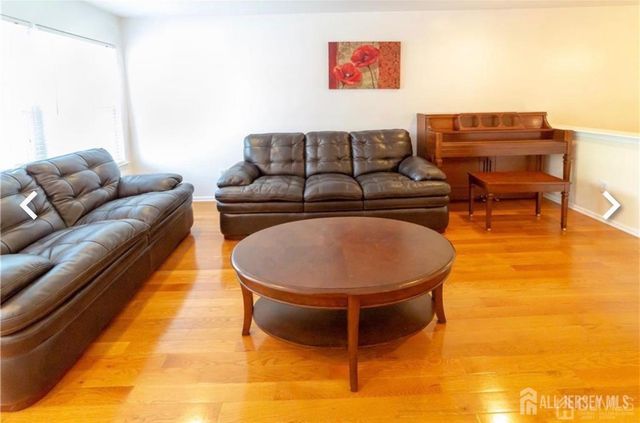197 Windsong Circle, East Brunswick, NJ 08816