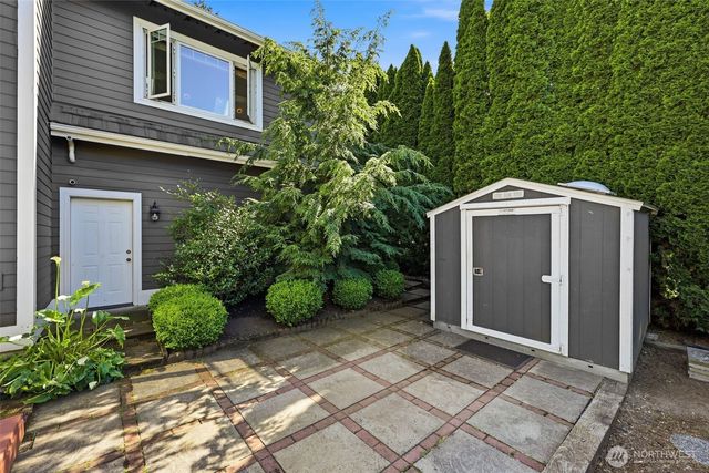 2714 Parkway Drive W, Tacoma, WA 98466