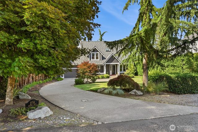 2714 Parkway Drive W, Tacoma, WA 98466
