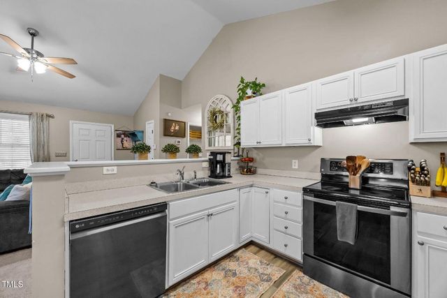 2771 Clifton Avenue, Creedmoor, NC 27522