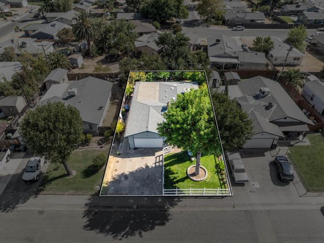112 W Withington Ave, Rio Linda, CA 95673