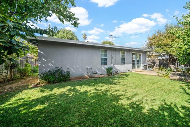 112 W Withington Ave, Rio Linda, CA 95673