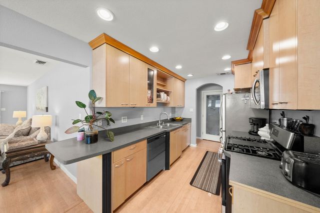 112 W Withington Ave, Rio Linda, CA 95673