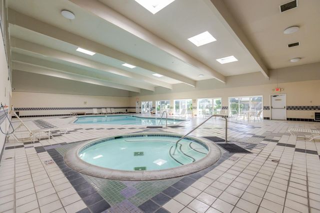 279 Tradewinds Drive 6, San Jose, CA 95123