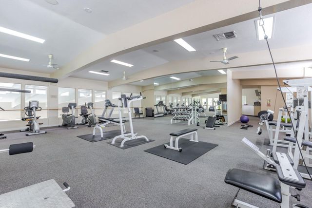 279 Tradewinds Drive 6, San Jose, CA 95123